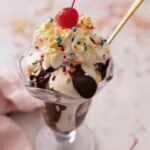 ICE CREAM SUNDAE