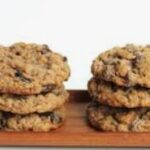 HOMEMADE OATMEAL RAISIN COOKIE